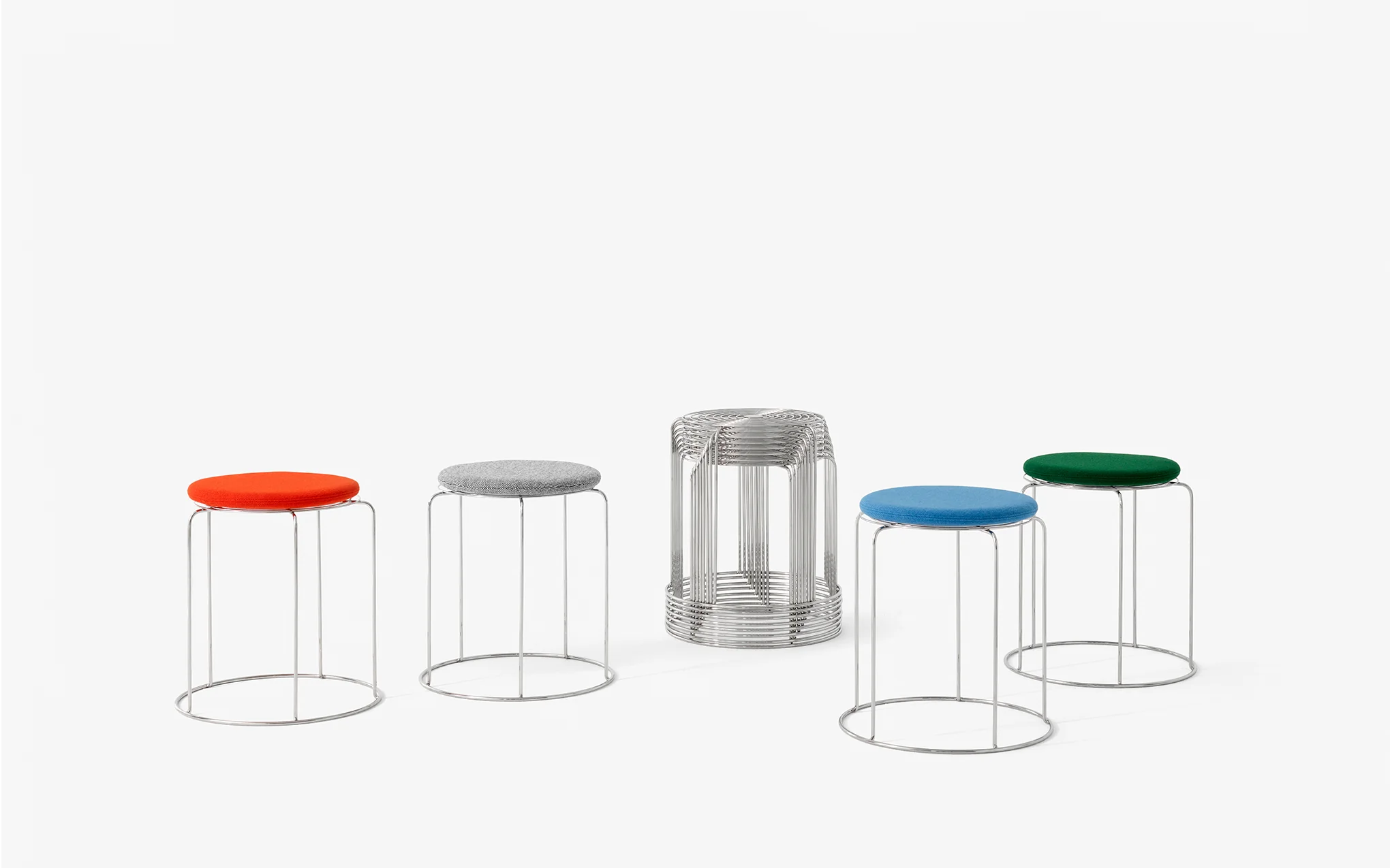 Wire stool