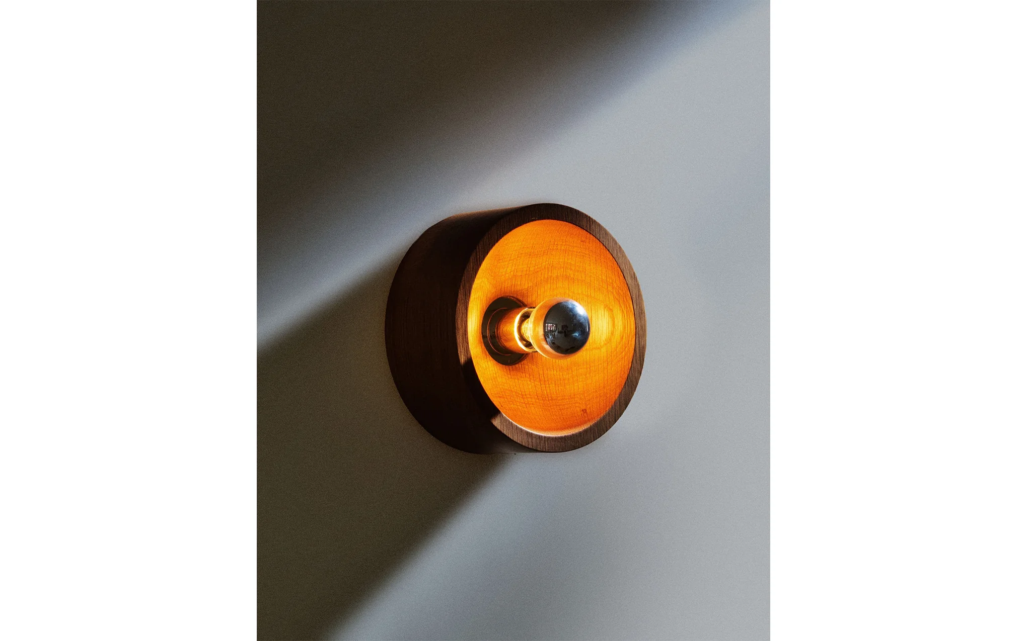 Wood sconce - round - Image 3