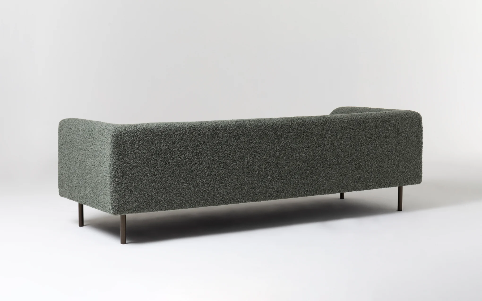 Woodgate three seat sofa - Image 5