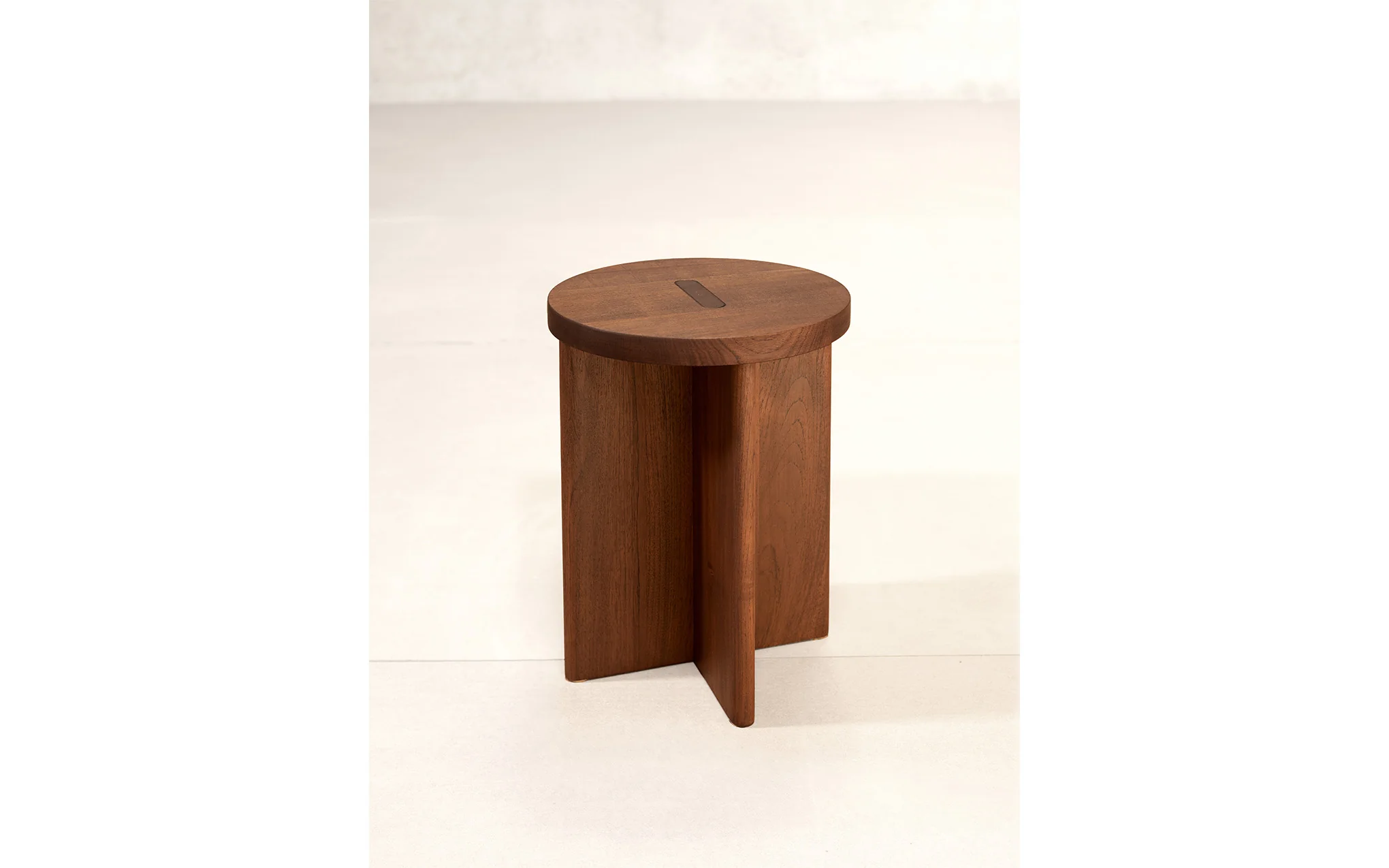 x+l 15 Full Circle stool - Image 4